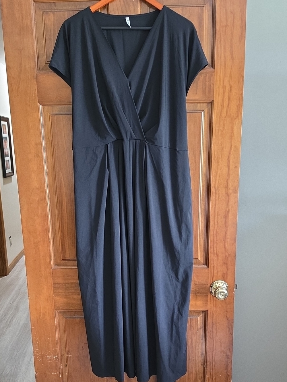 HALARA Black Surplice Maxi Dress